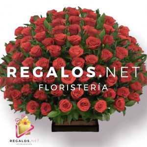 Ramo de flores base circular grande 120 rosas variadas en circurferencia -  Floristeria y Regalos en Manizales